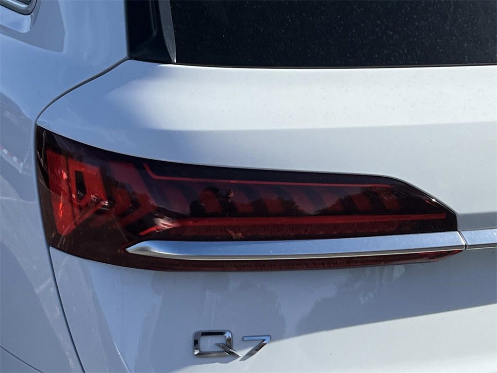Used 2022 Audi Q7 3.0T Premium Plus image 10