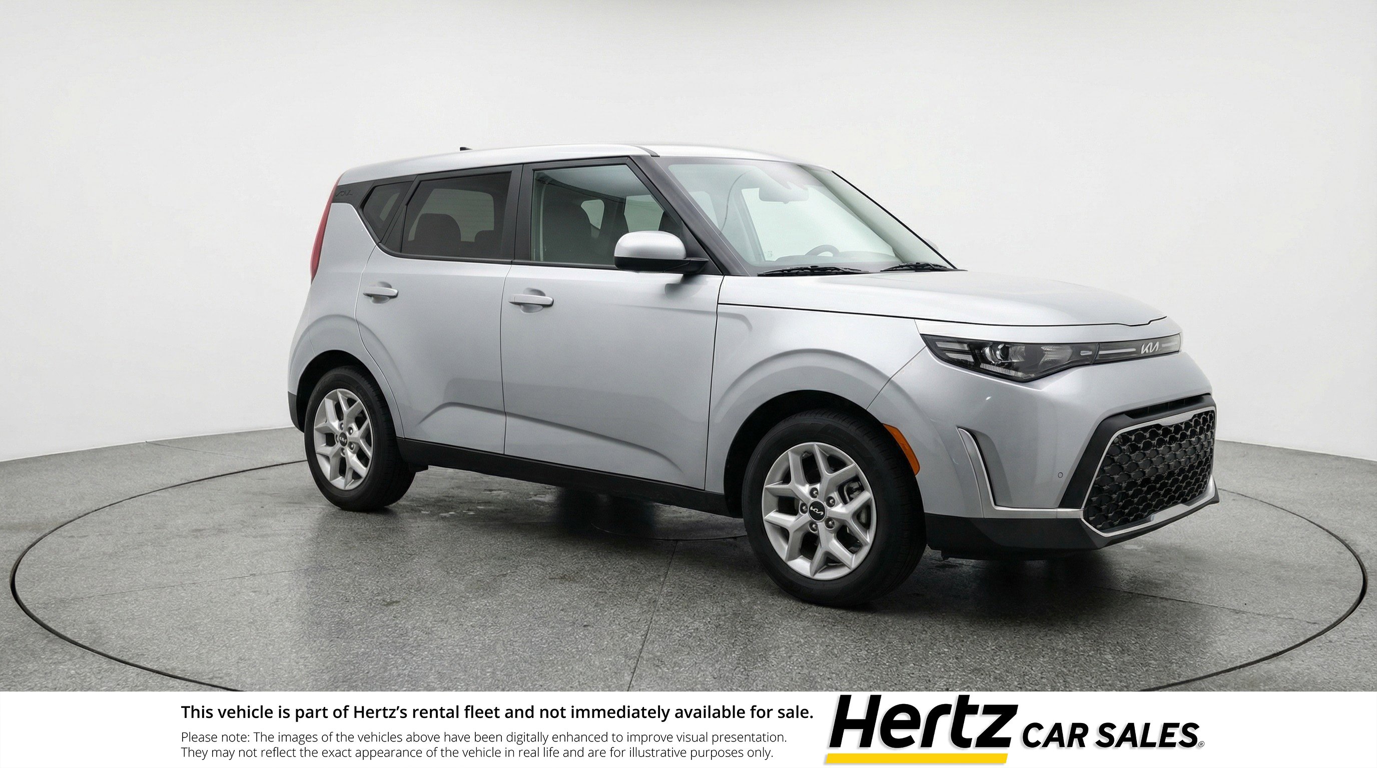 Used 2025 Kia Soul LX w/ LX Technology Package FWD image 1