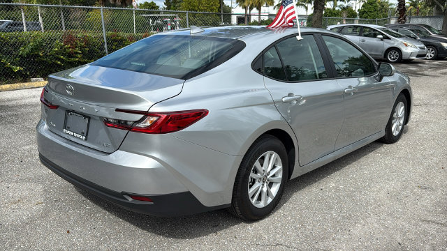 Used 2026 Toyota Camry LE FWD image 10