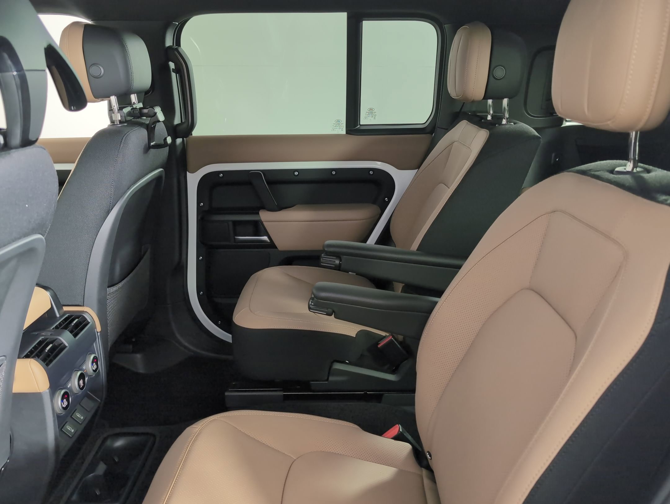 New 2026 Land Rover Defender 130 V8 image 21