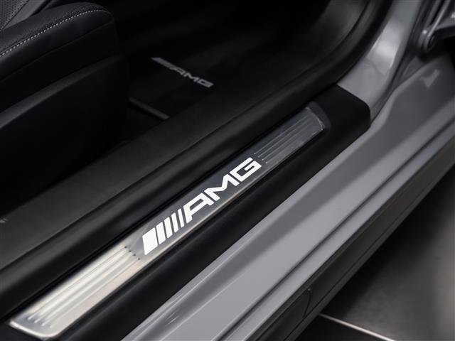 Used 2023 Mercedes-Benz SL 63 AMG 4MATIC image 37