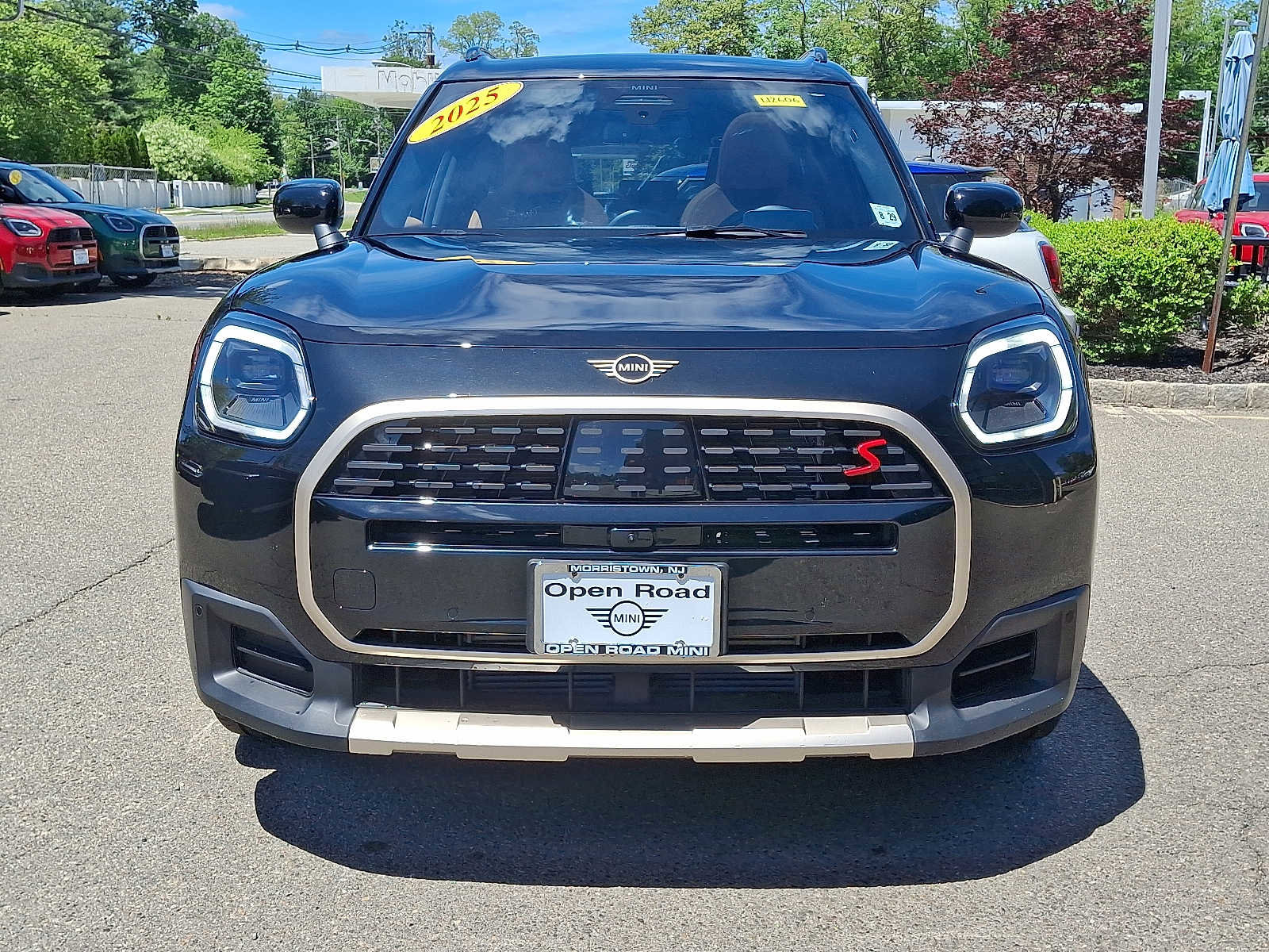 Certified 2025 MINI Cooper Countryman S w/ Comfort Package Max image 2