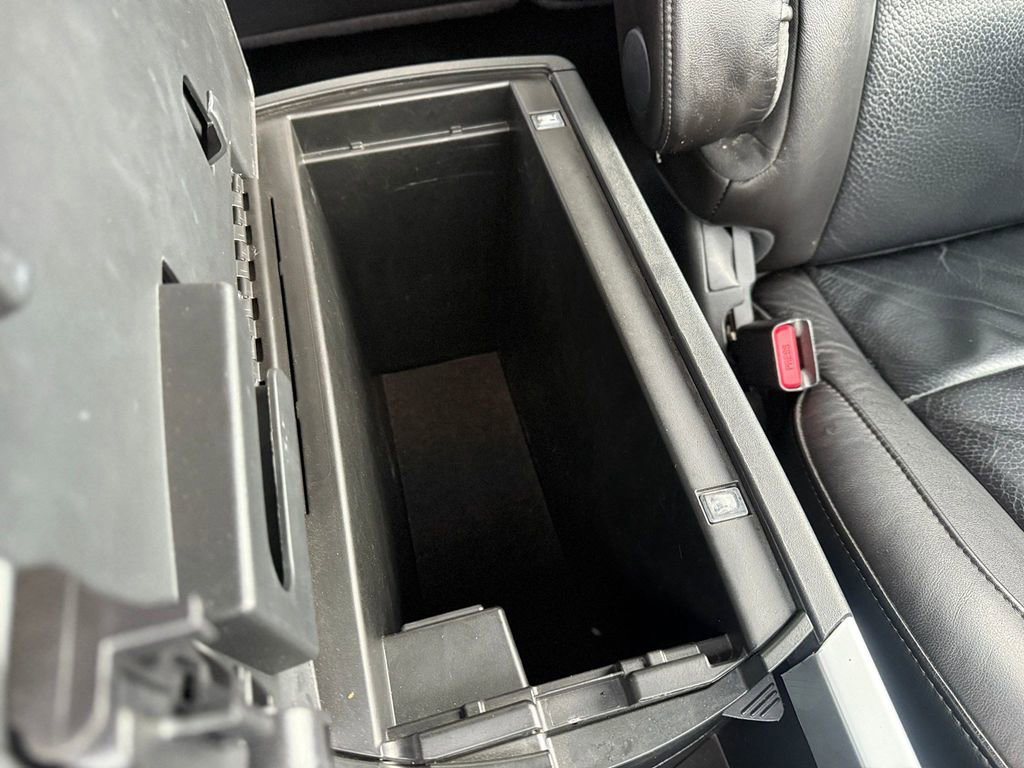 Used 2015 Nissan Titan SL image 27