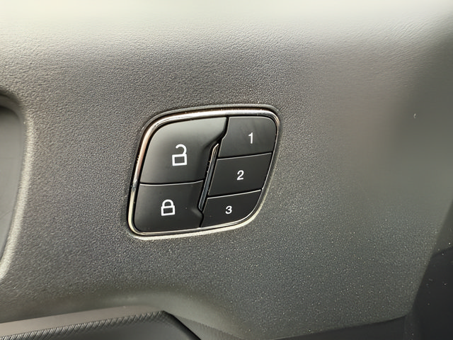 Used 2025 Ford Bronco Sport Badlands AWD/4WD image 21