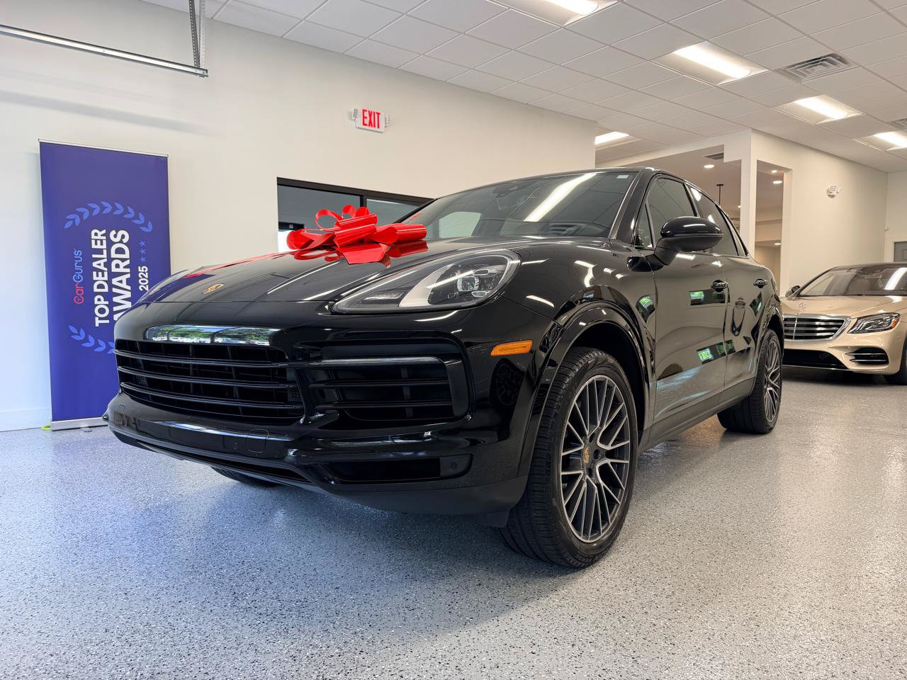 Used 2019 Porsche Cayenne AWD/4WD image 4