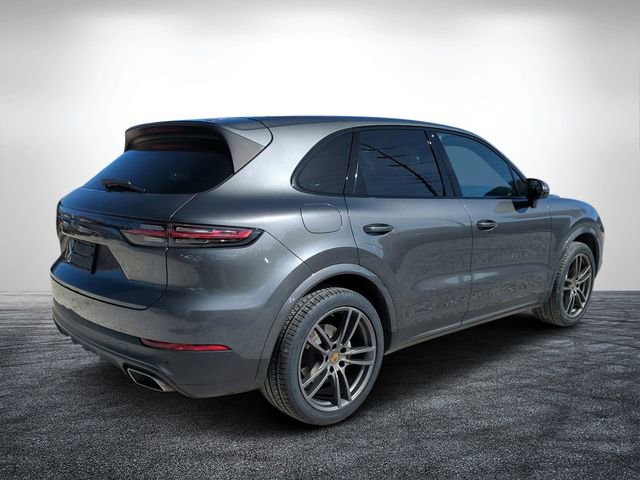 Used 2020 Porsche Cayenne image 3