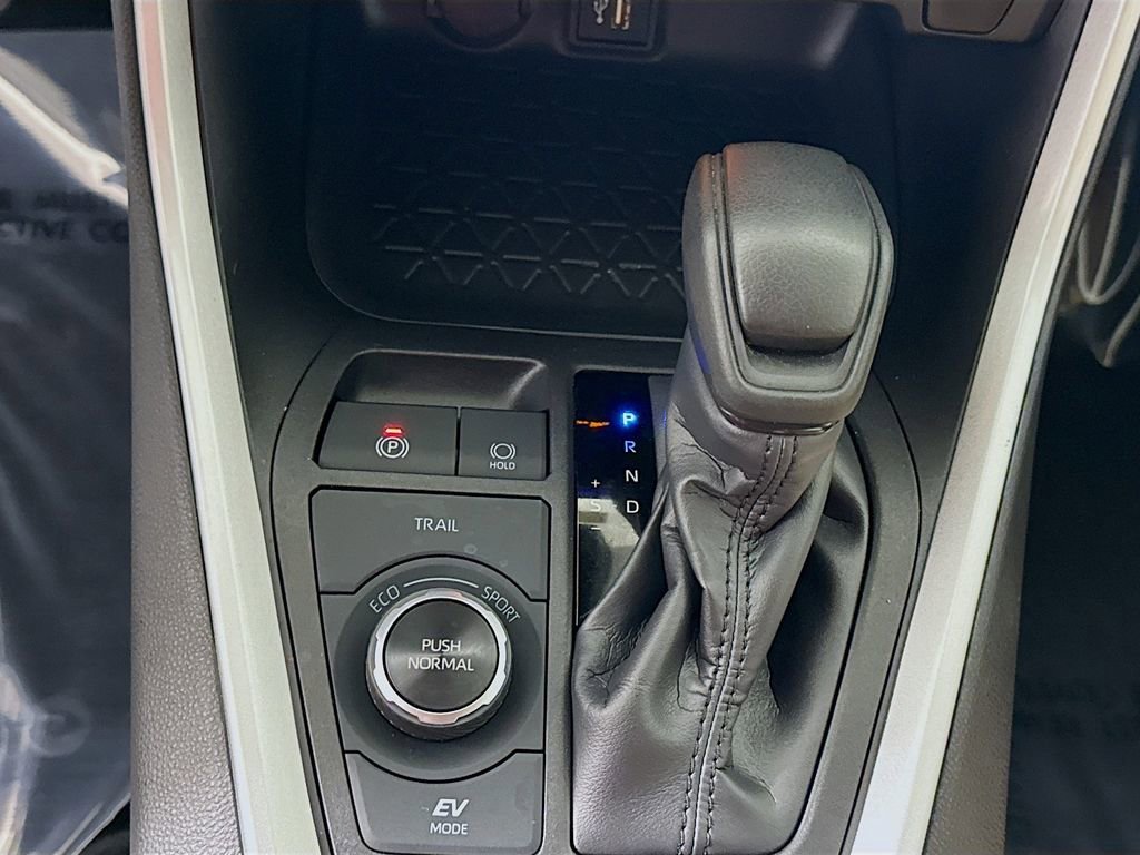 Certified 2024 Toyota RAV4 LE image 16