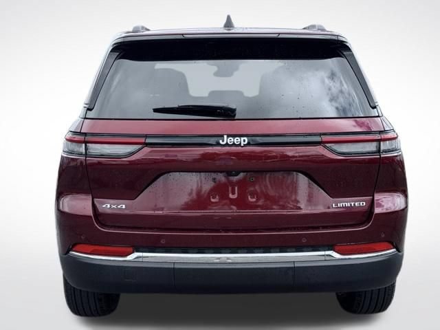 Used 2025 Jeep Grand Cherokee Limited AWD/4WD image 7