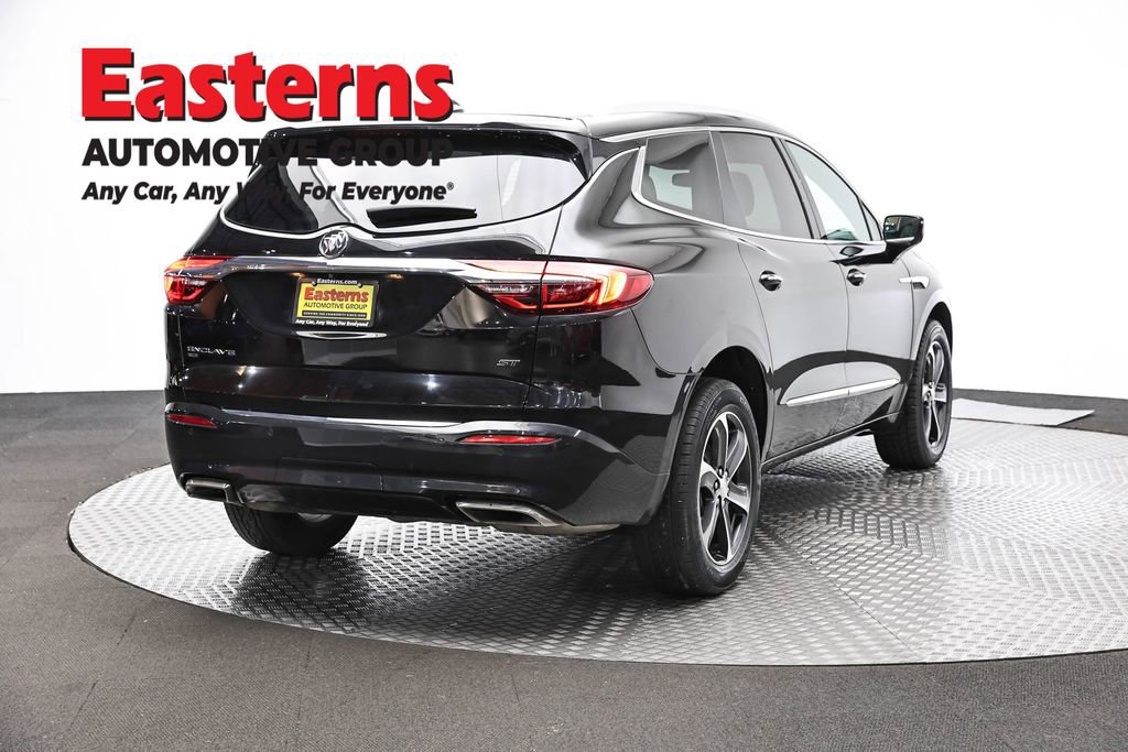 Used 2021 Buick Enclave Essence w/ Sport Touring Edition image 5