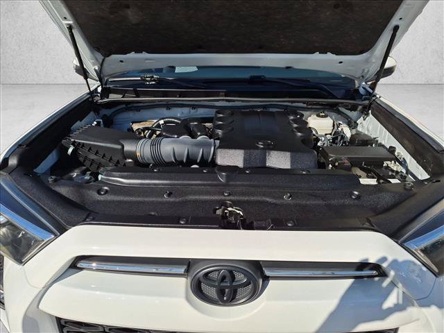 Used 2024 Toyota 4Runner SR5 AWD/4WD image 23
