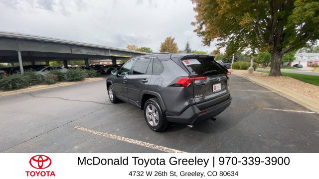 Certified 2024 Toyota RAV4 LE AWD/4WD image 5