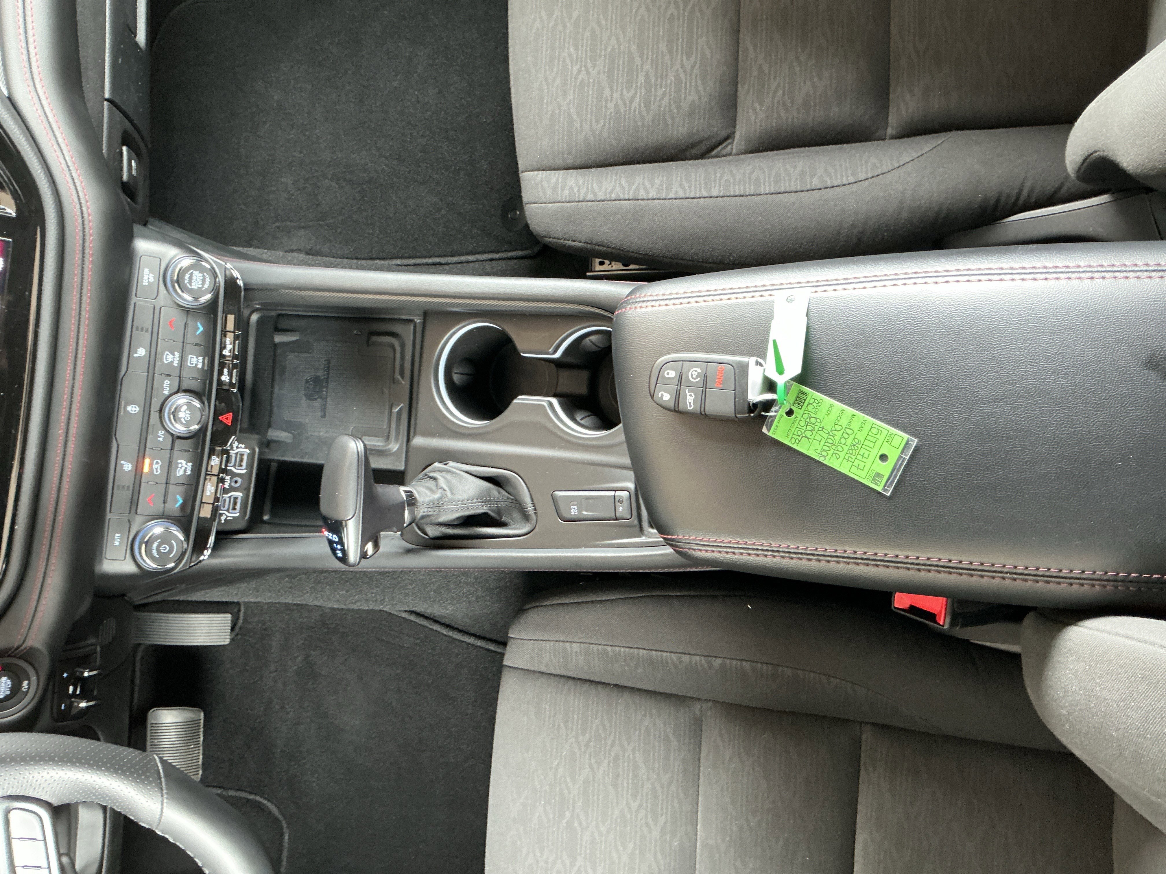 Used 2024 Dodge Durango R/T w/ Trailer Tow Group IV image 11