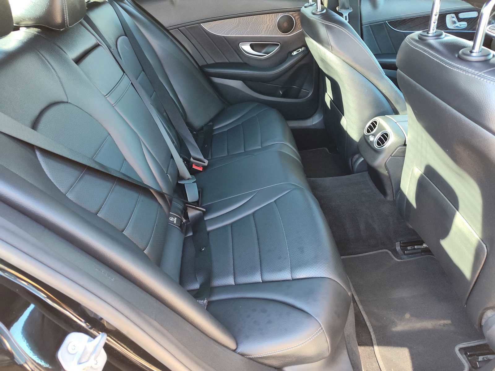 Used 2017 Mercedes-Benz C 300 Sedan image 20