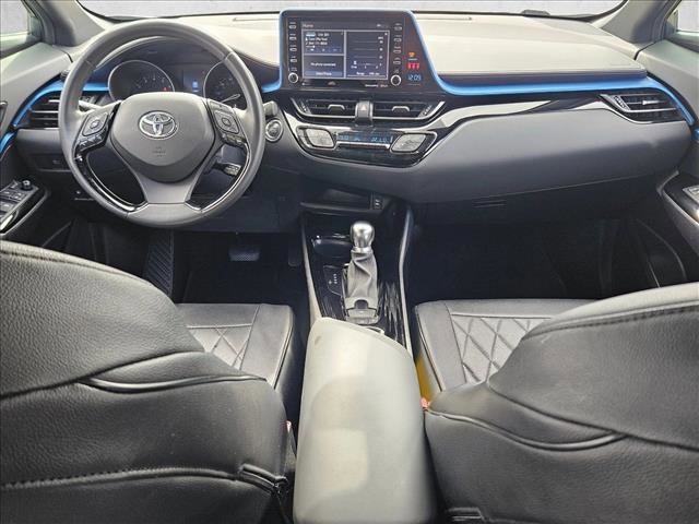 Used 2019 Toyota C-HR XLE image 16