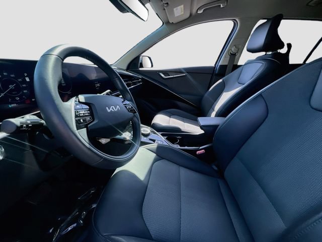 Certified 2024 Kia Niro Wind FWD image 22