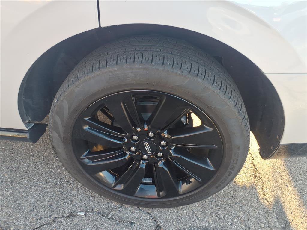 Certified 2023 Lincoln Navigator Reserve image 8