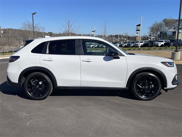 Used 2024 Honda HR-V Sport image 2