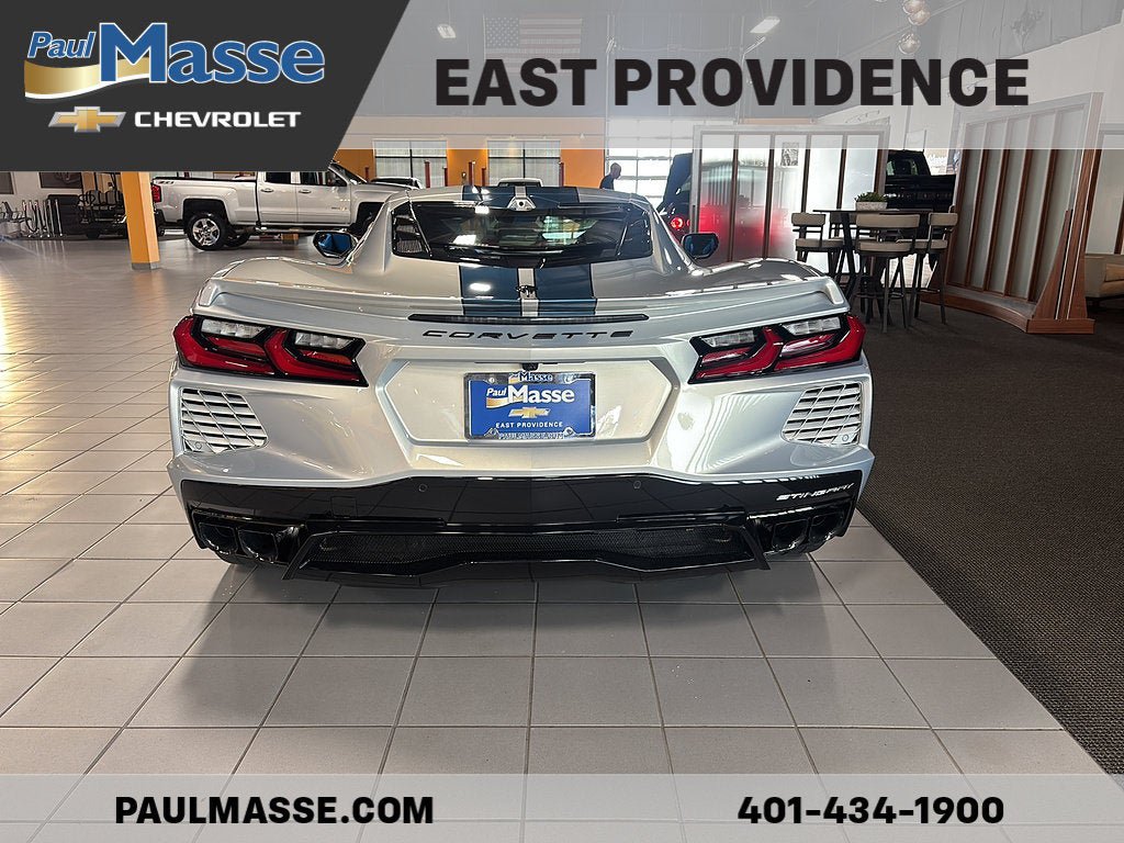 Used 2024 Chevrolet Corvette Stingray Premium Cpe w/ Z51 Performance Package RWD image 6