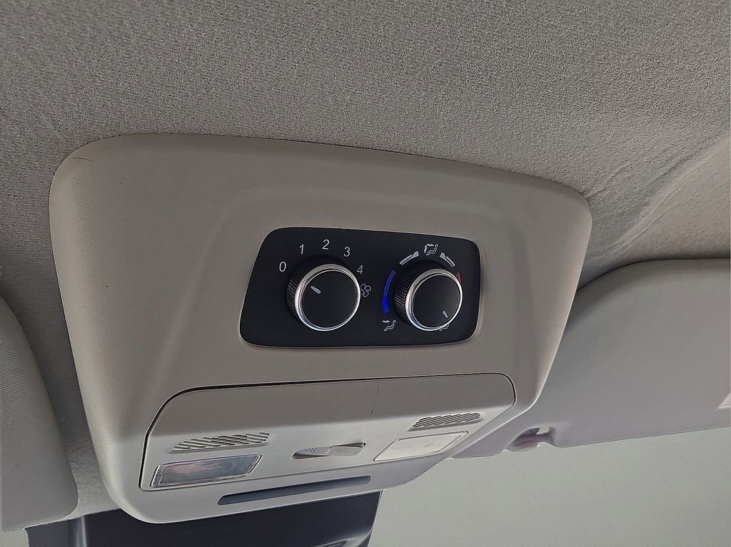 Used 2023 Ford Transit 350 XLT image 30