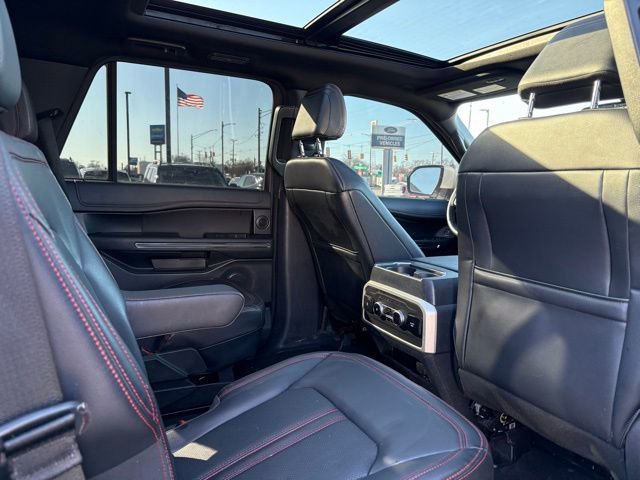 Used 2023 Ford Expedition Limited image 17