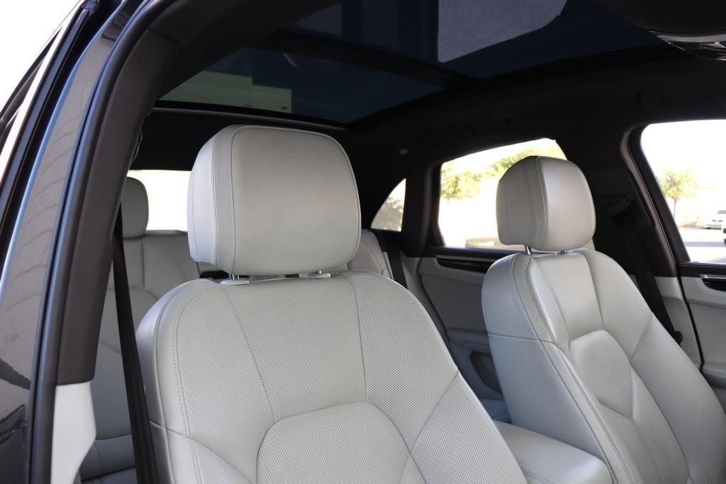 Used 2017 Porsche Macan S image 62