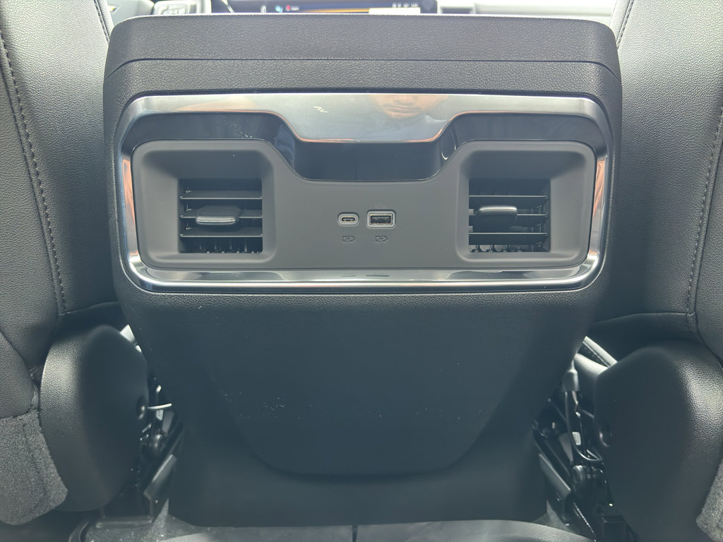 New 2026 Chevrolet Silverado 1500 LTZ AWD/4WD image 18