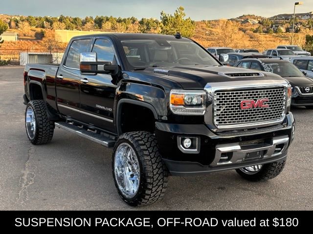 Used 2019 GMC Sierra 2500 Denali w/ Duramax Plus Package image 9