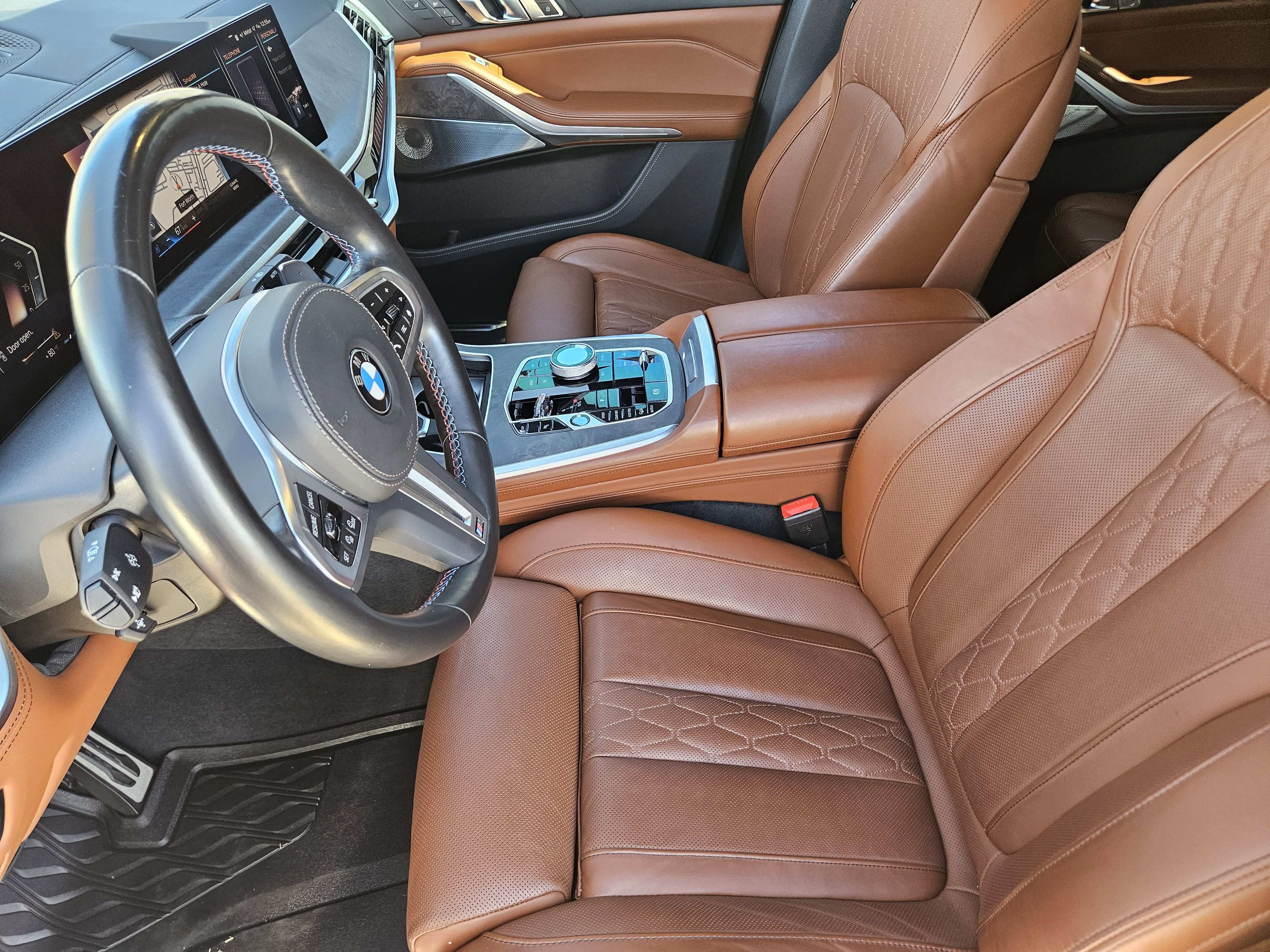 Used 2023 BMW X7 M60i w/ Executive Package image 13