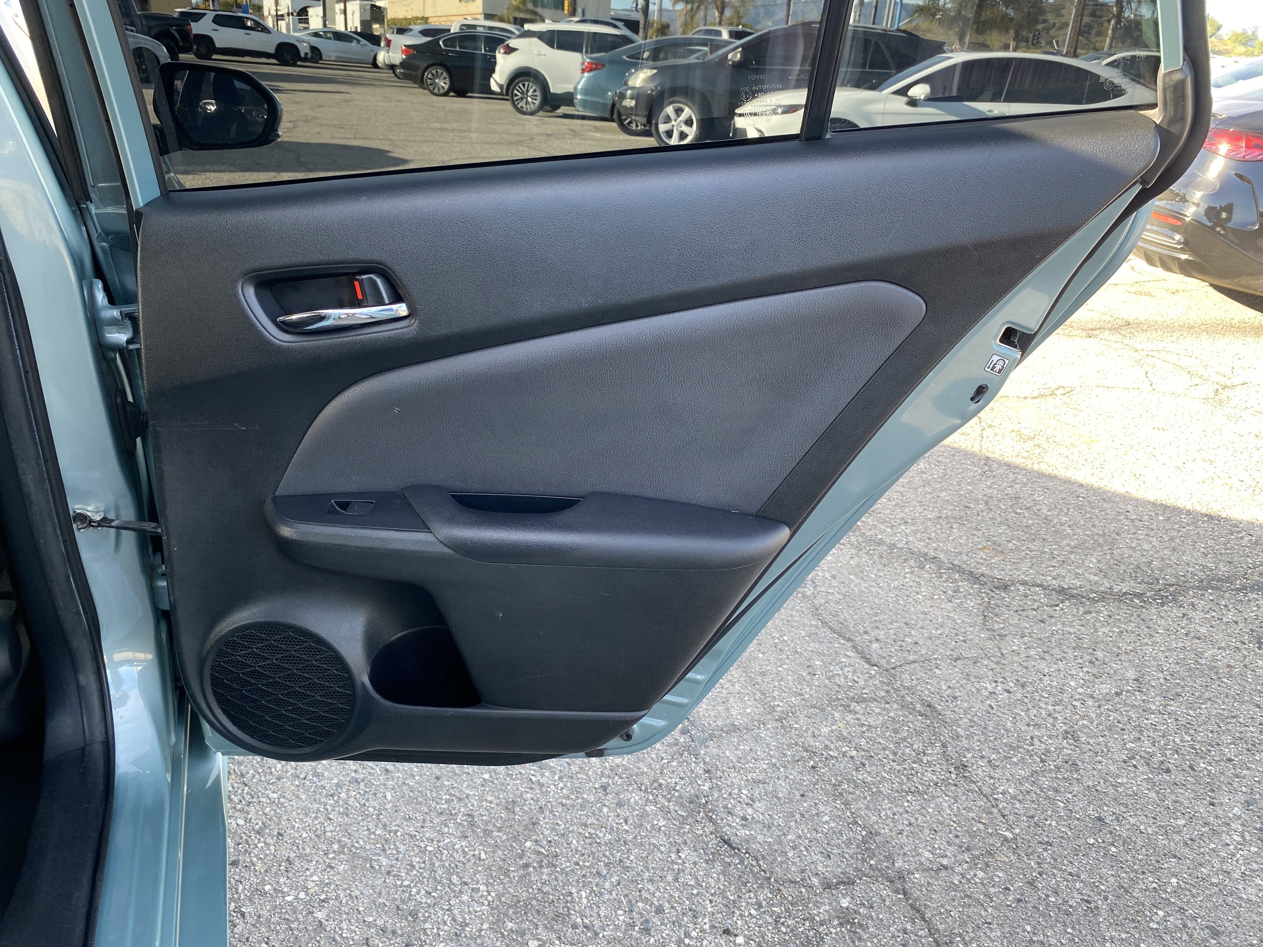 Used 2021 Toyota Prius LE FWD image 18