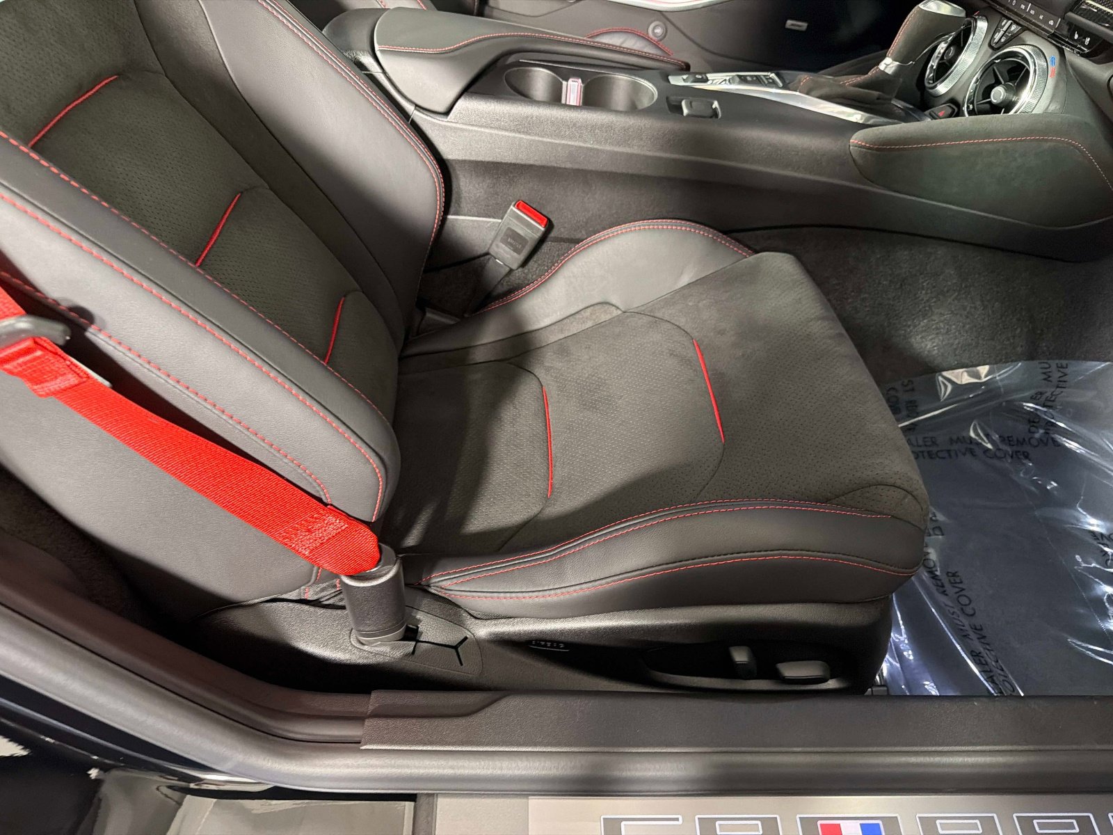 Used 2018 Chevrolet Camaro ZL1 w/ LPO, ZL1 Protection Package RWD image 24