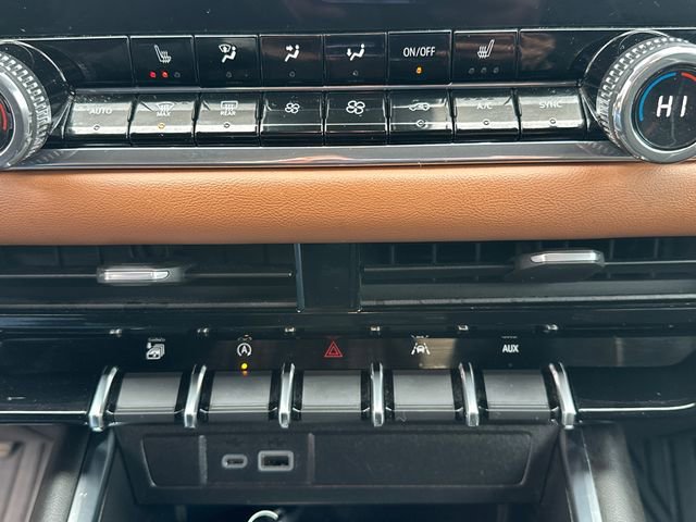 Certified 2024 GMC Canyon AT4 AWD/4WD image 31