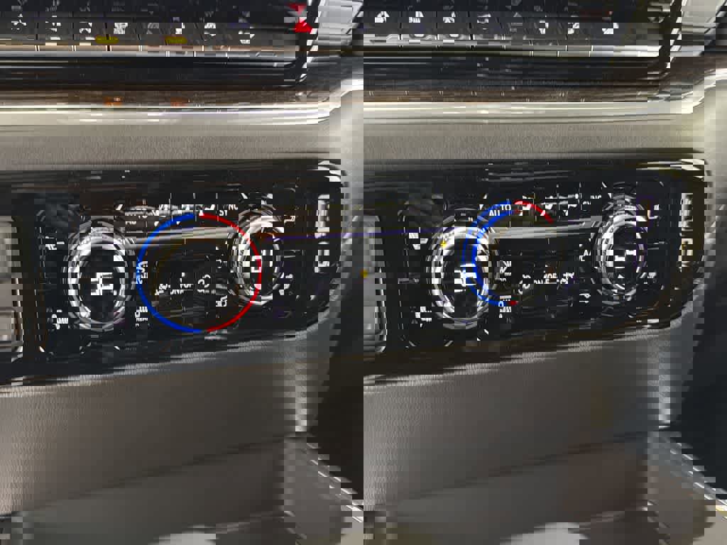 New 2025 GMC Sierra 1500 Elevation w/ Elevation Premium Package image 57