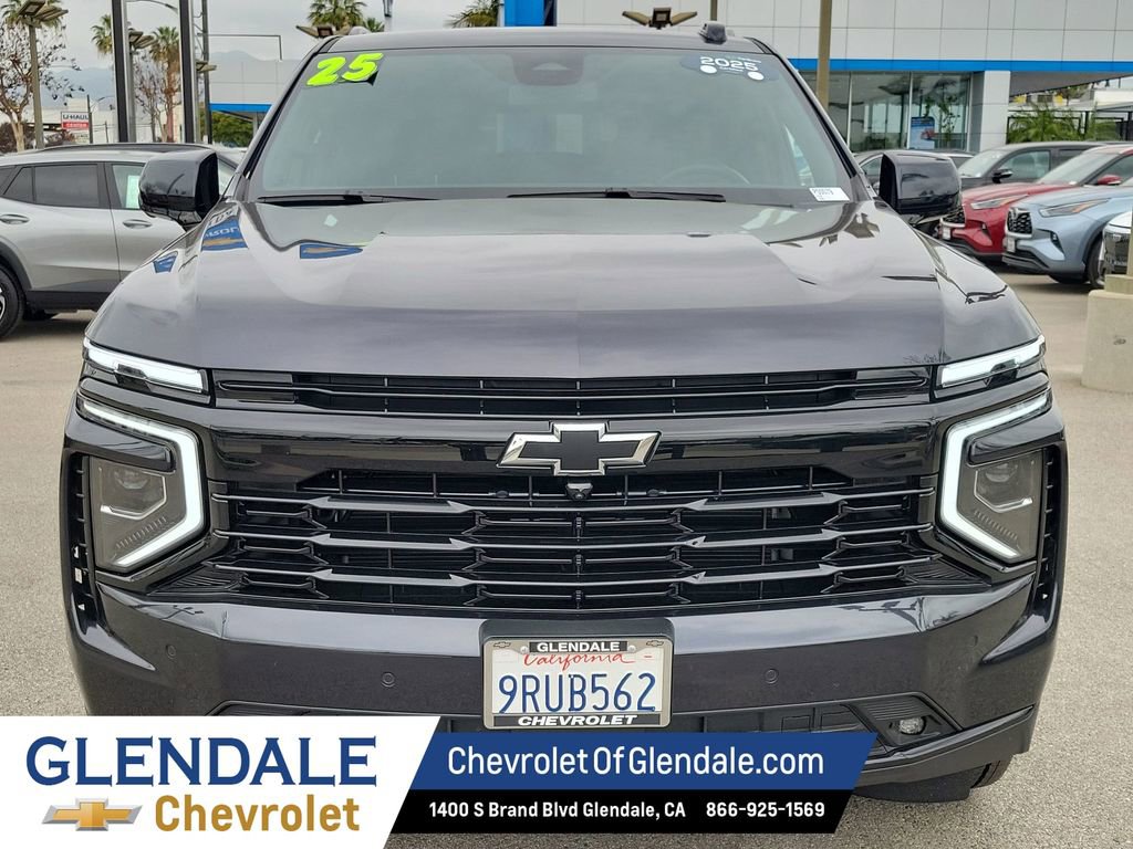 Certified 2025 Chevrolet Suburban RST image 17