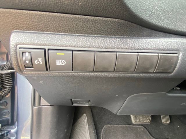 Used 2021 Toyota Corolla SE FWD image 16