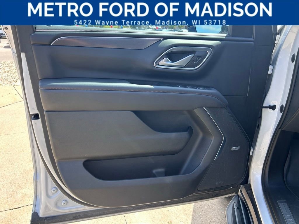 Used 2022 Chevrolet Tahoe RST w/ Luxury Package image 13