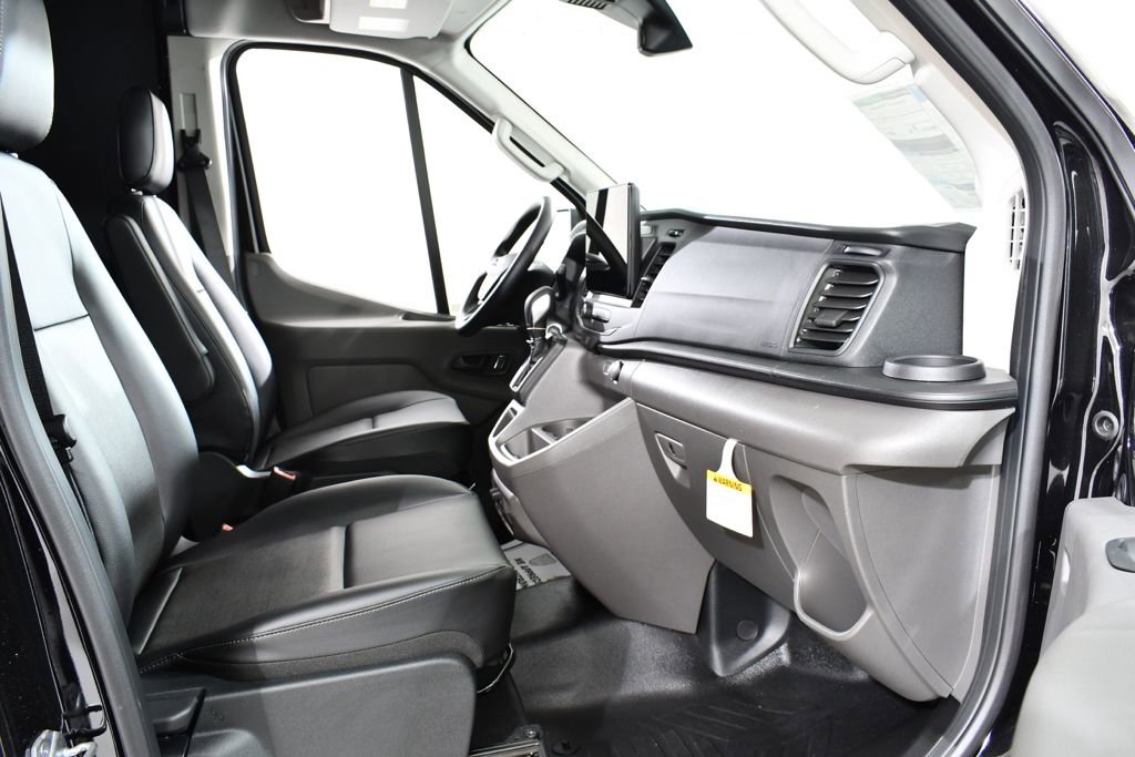 New 2026 Ford Transit 250 148 Medium Roof Extended AWD image 10