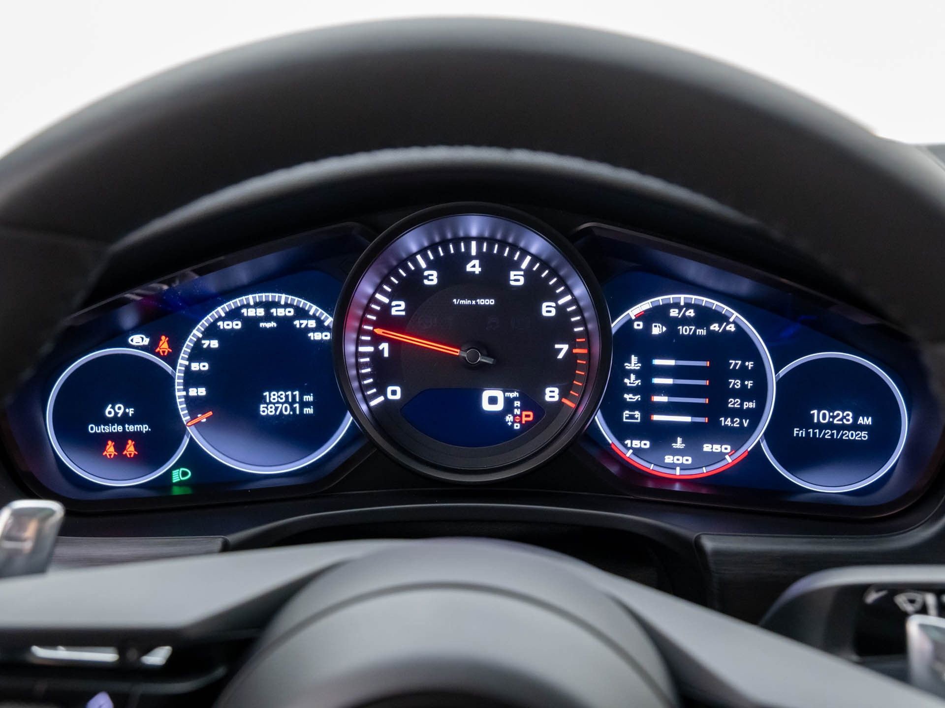 Certified 2022 Porsche Panamera 4 Platinum Edition image 23