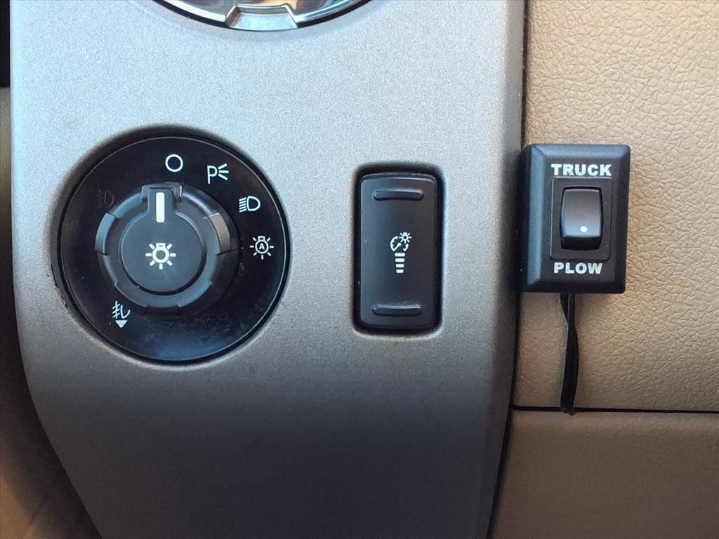 Used 2015 Ford F350 Lariat w/ Lariat Ultimate Package image 16