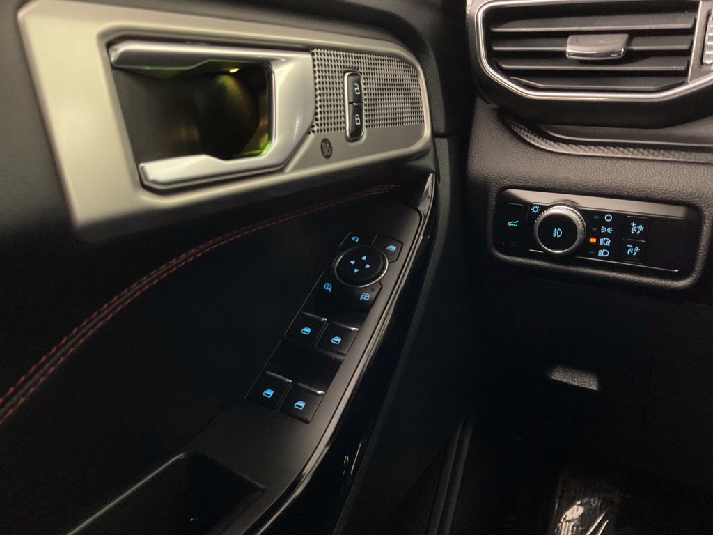 Certified 2023 Ford Explorer ST-Line AWD/4WD image 20