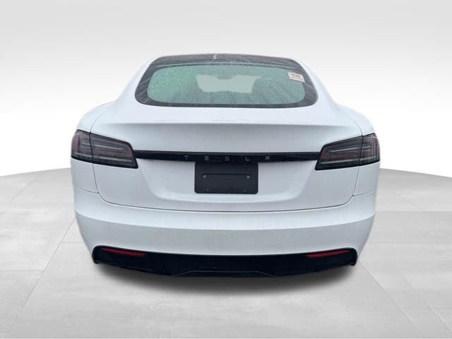 Used 2023 Tesla Model S Standard Range image 5