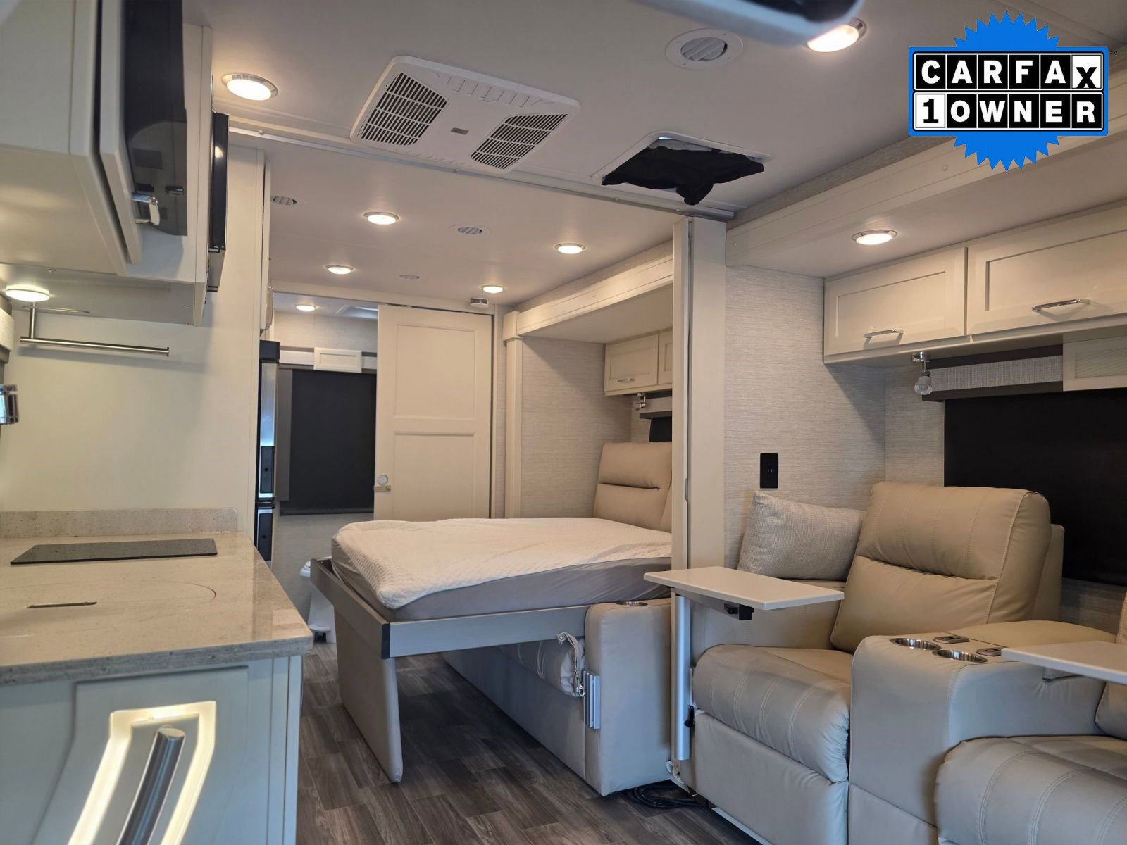 Used 2022 Mercedes-Benz Sprinter 3500 image 14