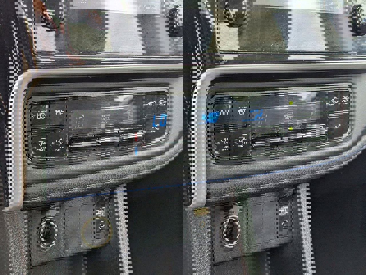 Used 2019 Toyota Corolla SE image 26