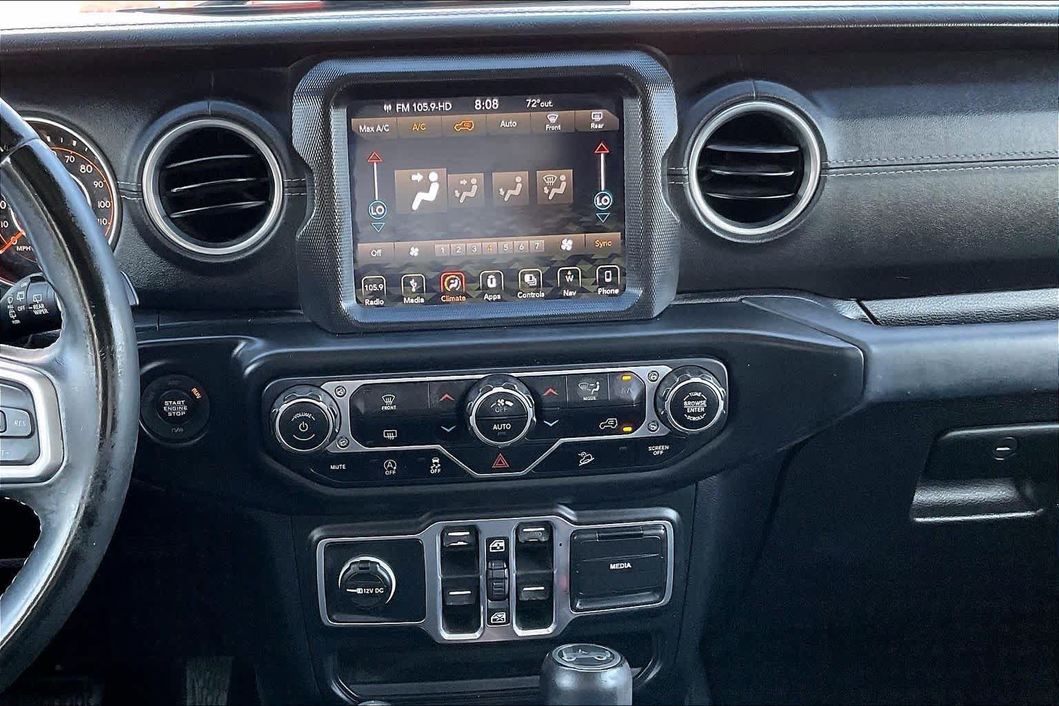Used 2018 Jeep Wrangler Unlimited Sahara AWD/4WD image 6