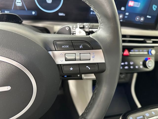 Certified 2025 Hyundai Tucson Limited image 16