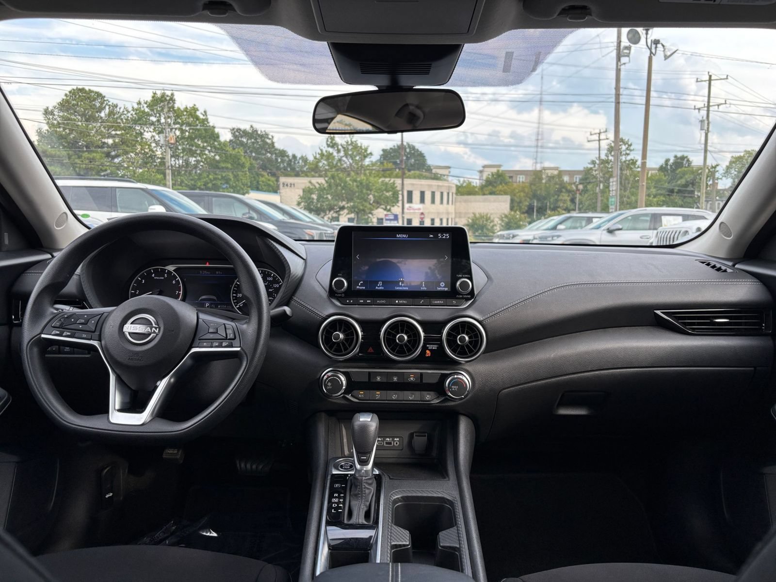Used 2025 Nissan Sentra SV FWD image 26