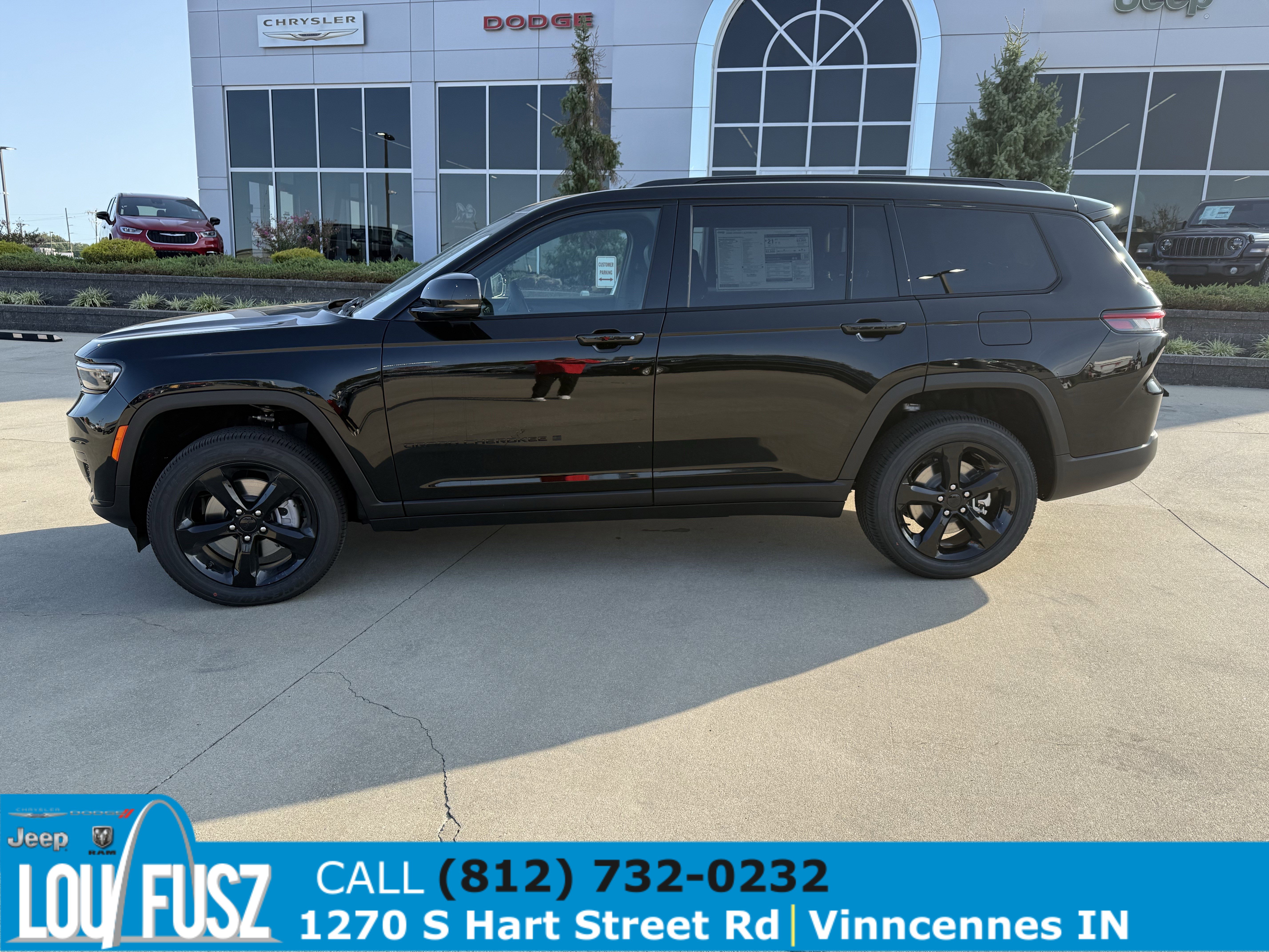 New 2025 Jeep Grand Cherokee L Altitude image 9