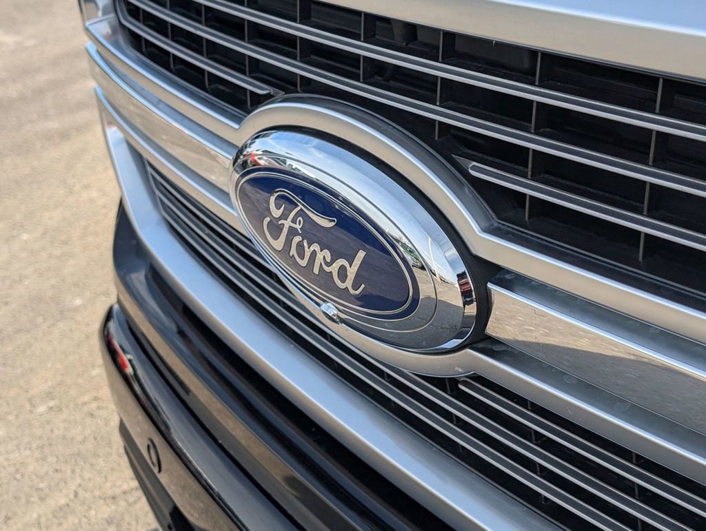 Used 2023 Ford F150 Limited image 13