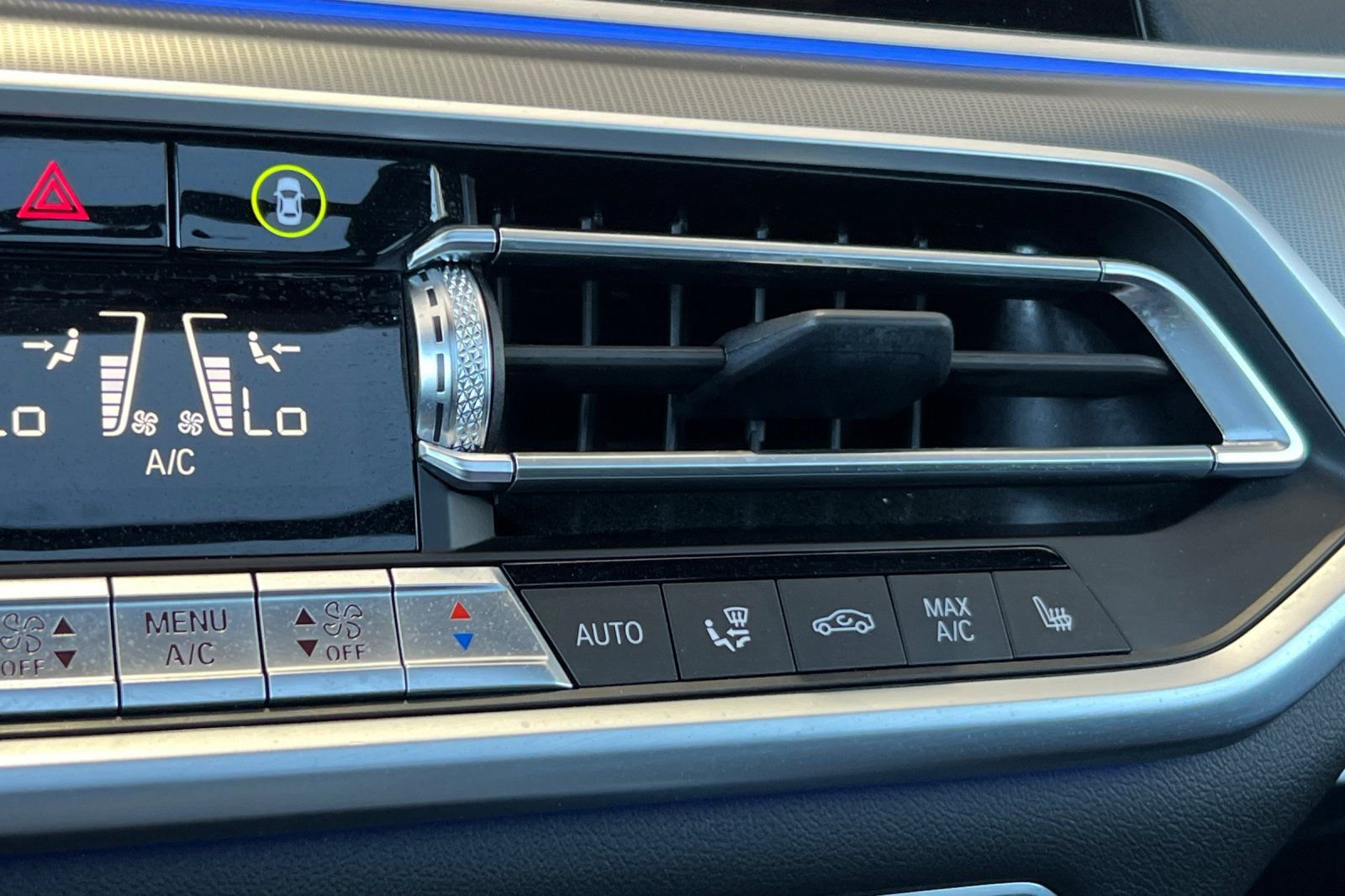 Used 2022 BMW X5 sDrive40i w/ Parking Assistance Package image 29