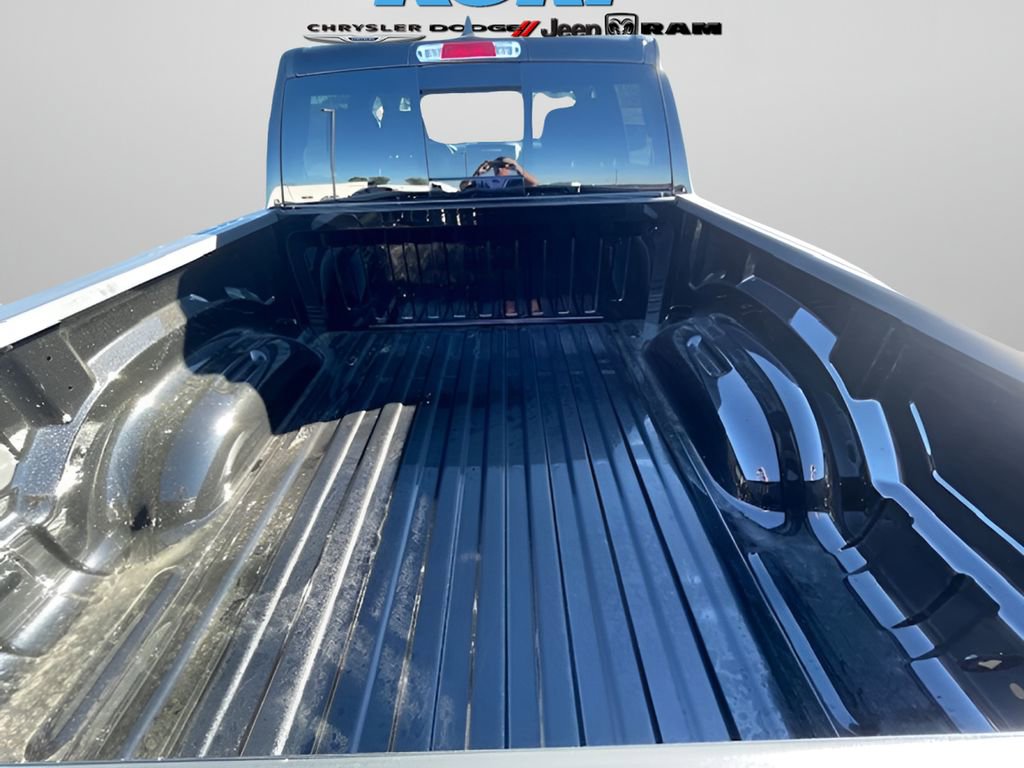 New 2026 RAM 1500 Express image 5