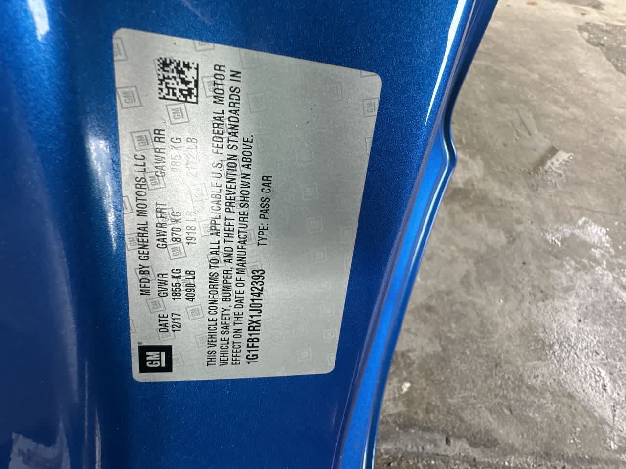 Used 2018 Chevrolet Camaro LT RWD image 29